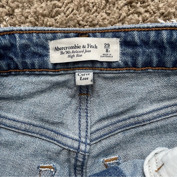 Abercrombie & FItch High Rise 90s Relaxed Jean Curve Love med wash size 8 SHORT - Picture 7 of 14